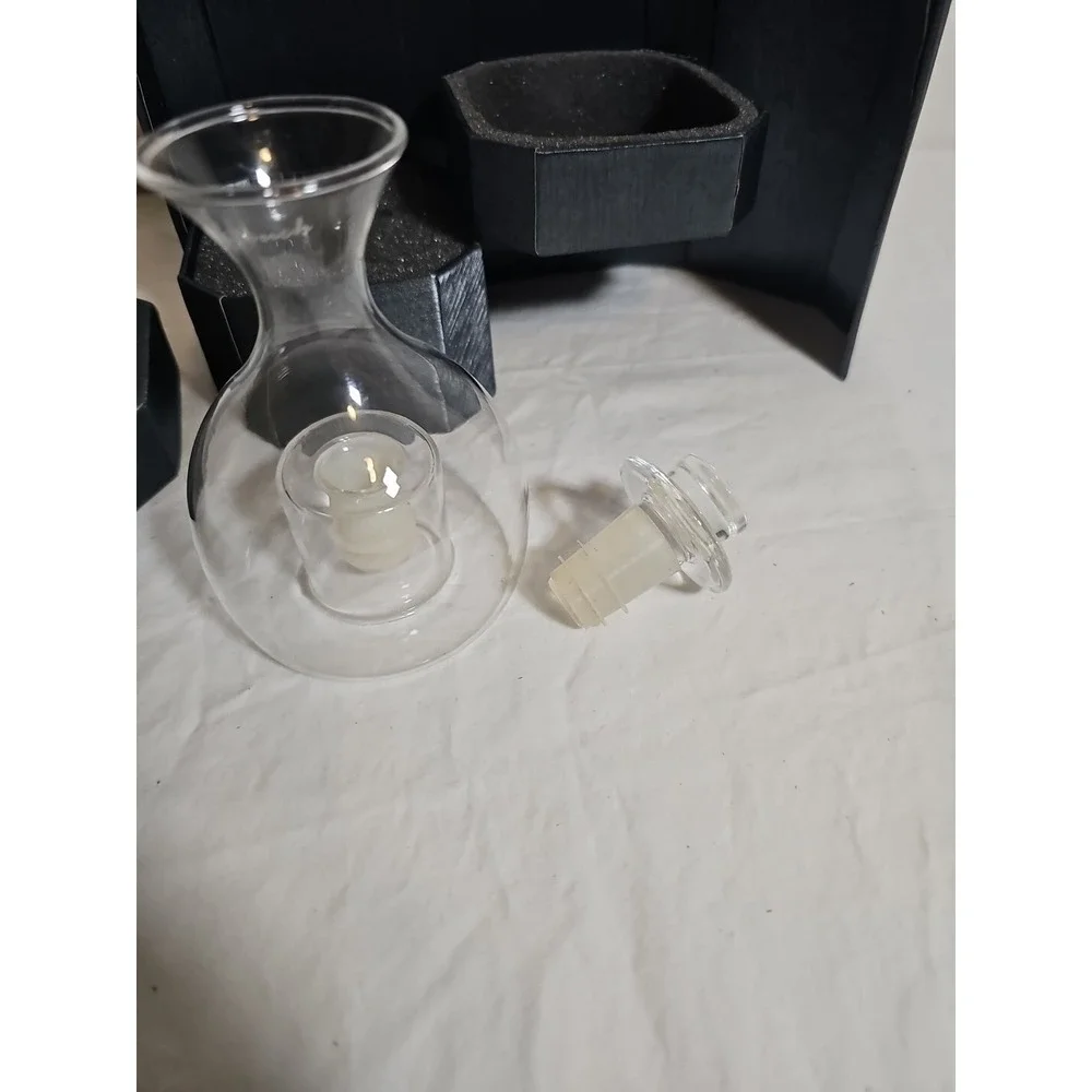 Final Touch Clear Wine Flavor and Scent Glass‎ Enhancer or Aeruteur De Vin NEW
